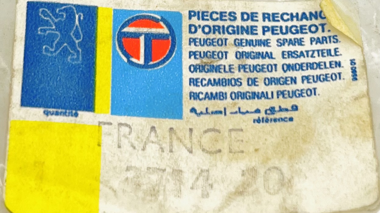 Peugeot Radbolzen 3714.20